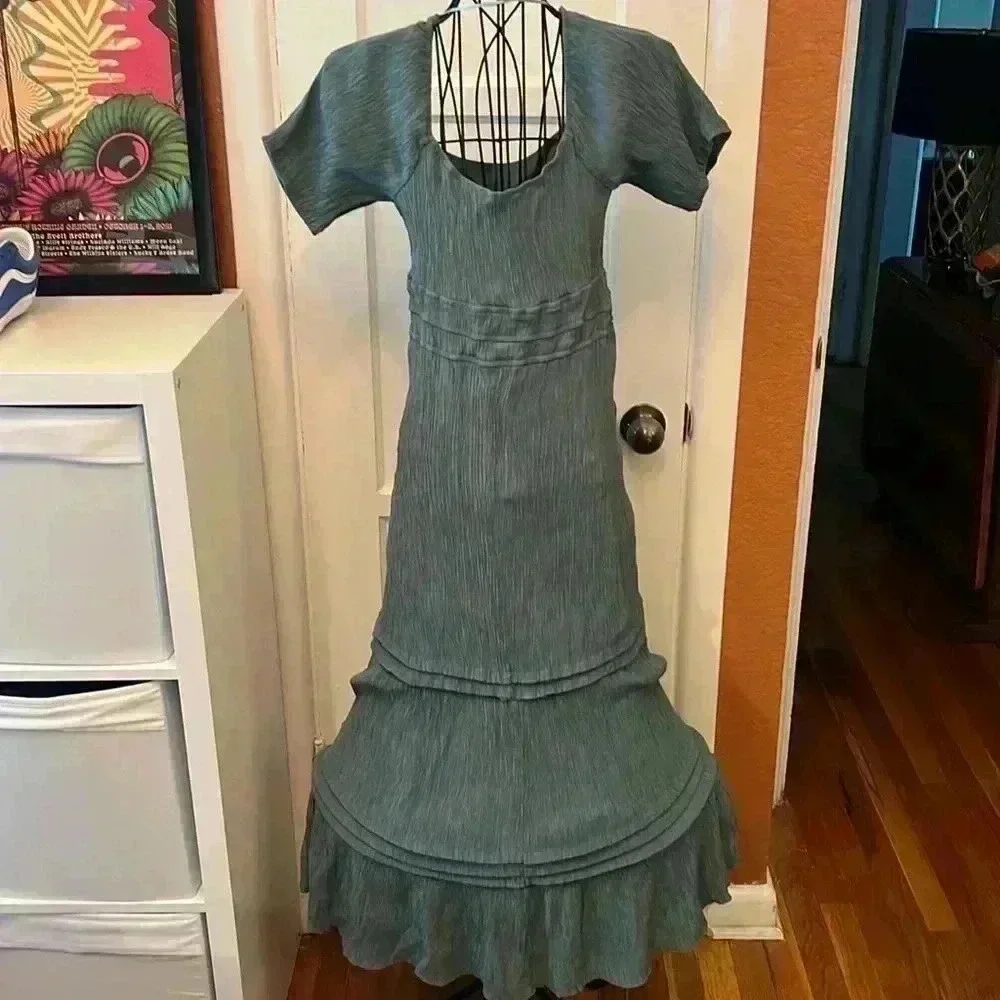 Max + Ash Smocked Maxi Dress-SZ L - Picture 4 of 7